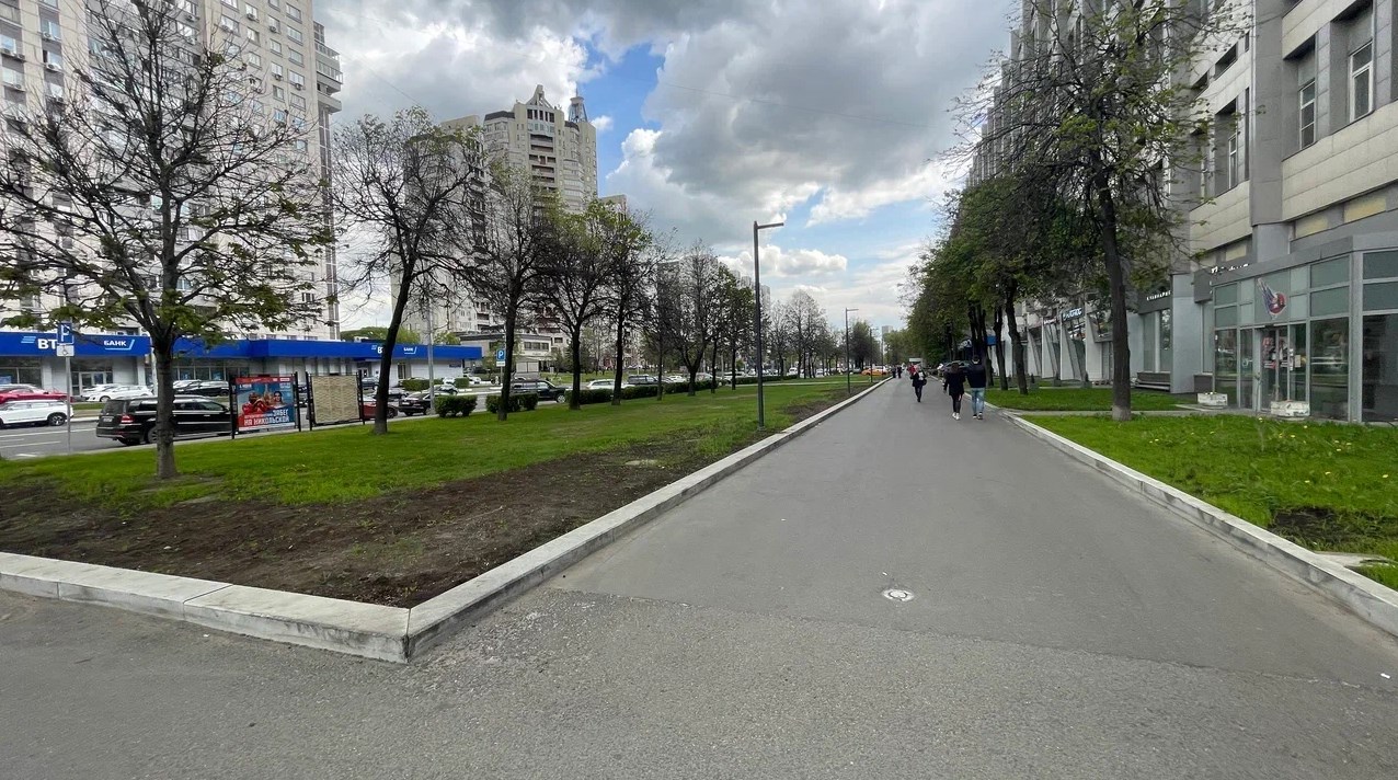 Фотография рекламного носителя, тип: Афиша 1.75x1.8, адрес: Марксистская ул., д.34, стенд 1, Москва, Россия. Сторона B №865378