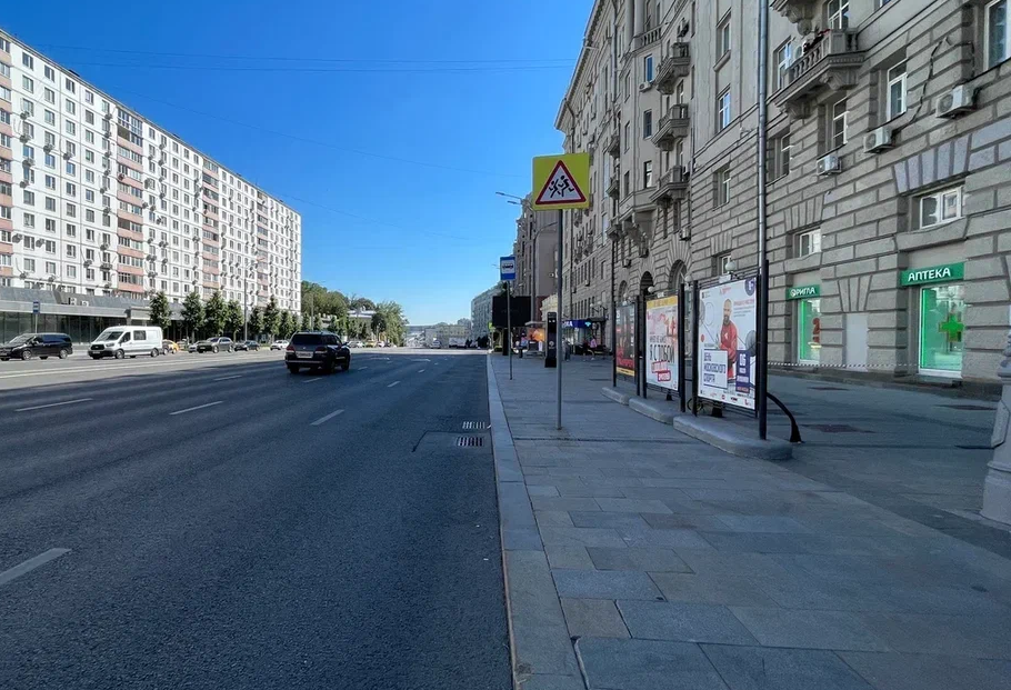 Фотография рекламного носителя, тип: Афиша 1.75x1.8, адрес: Воронцово Поле ул., д.20, стенд 2, Москва, Россия. Сторона A №886661