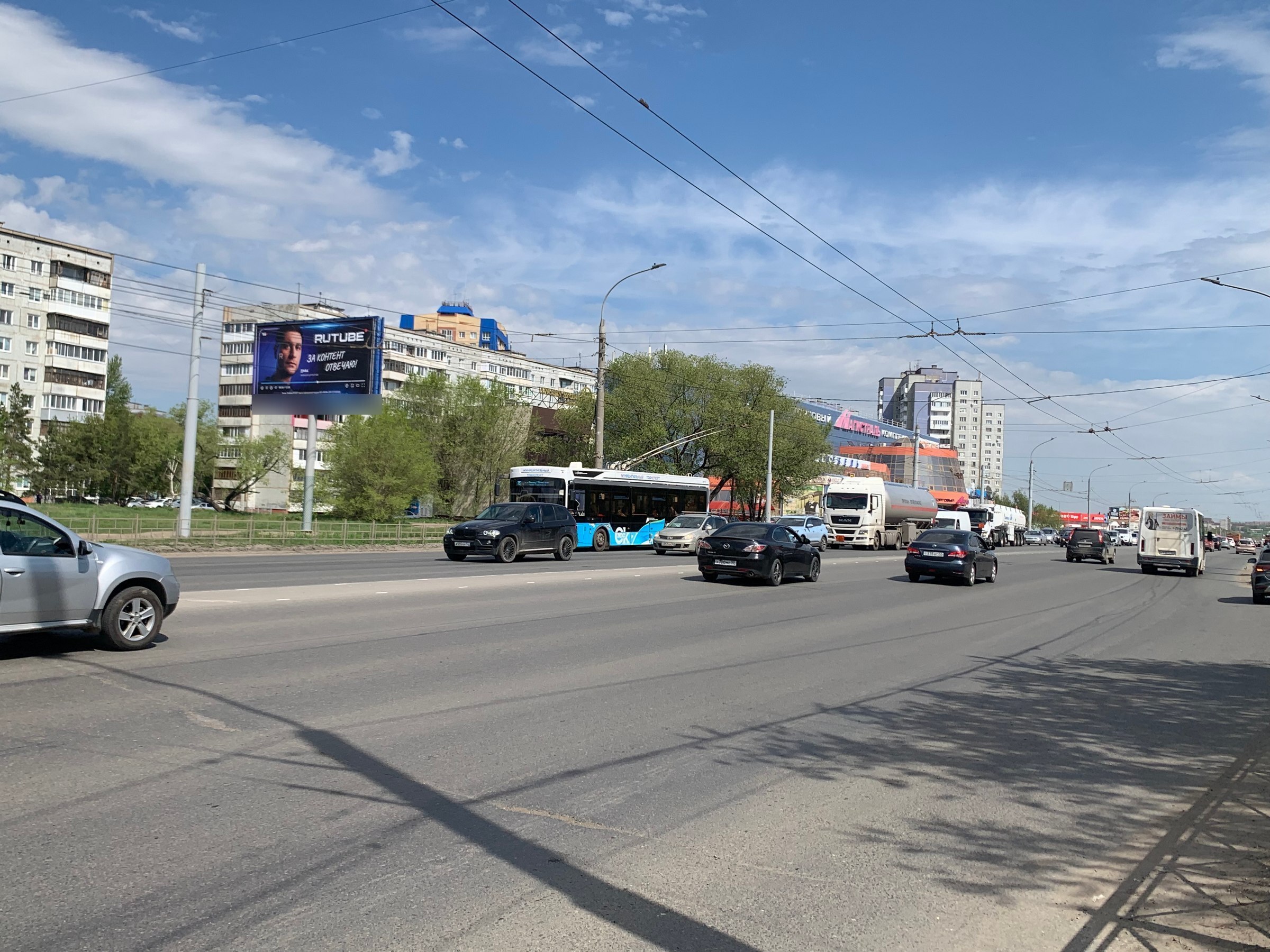 Фотография рекламного носителя, тип: Билборд 3x6, адрес: Лукашевича ул., д.8, Омск, Омская область, Россия. Сторона Б №125076