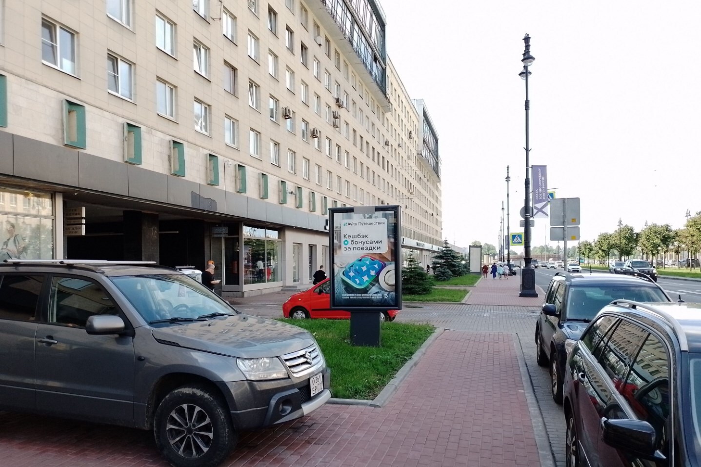 Фотография рекламного носителя, тип: Ситиформат 1.8x1.2, адрес: Московский пр-т., д.220, поз.2, Санкт-Петербург, Россия. Сторона Б №687494