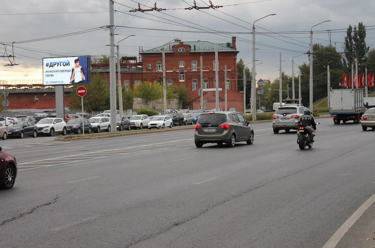 Фотография рекламного носителя, тип: Билборд 3x6, адрес: Большая Нижегородская ул., д.80а, Владимир, Владимирская область, Россия. Сторона B1-B10 №1047110