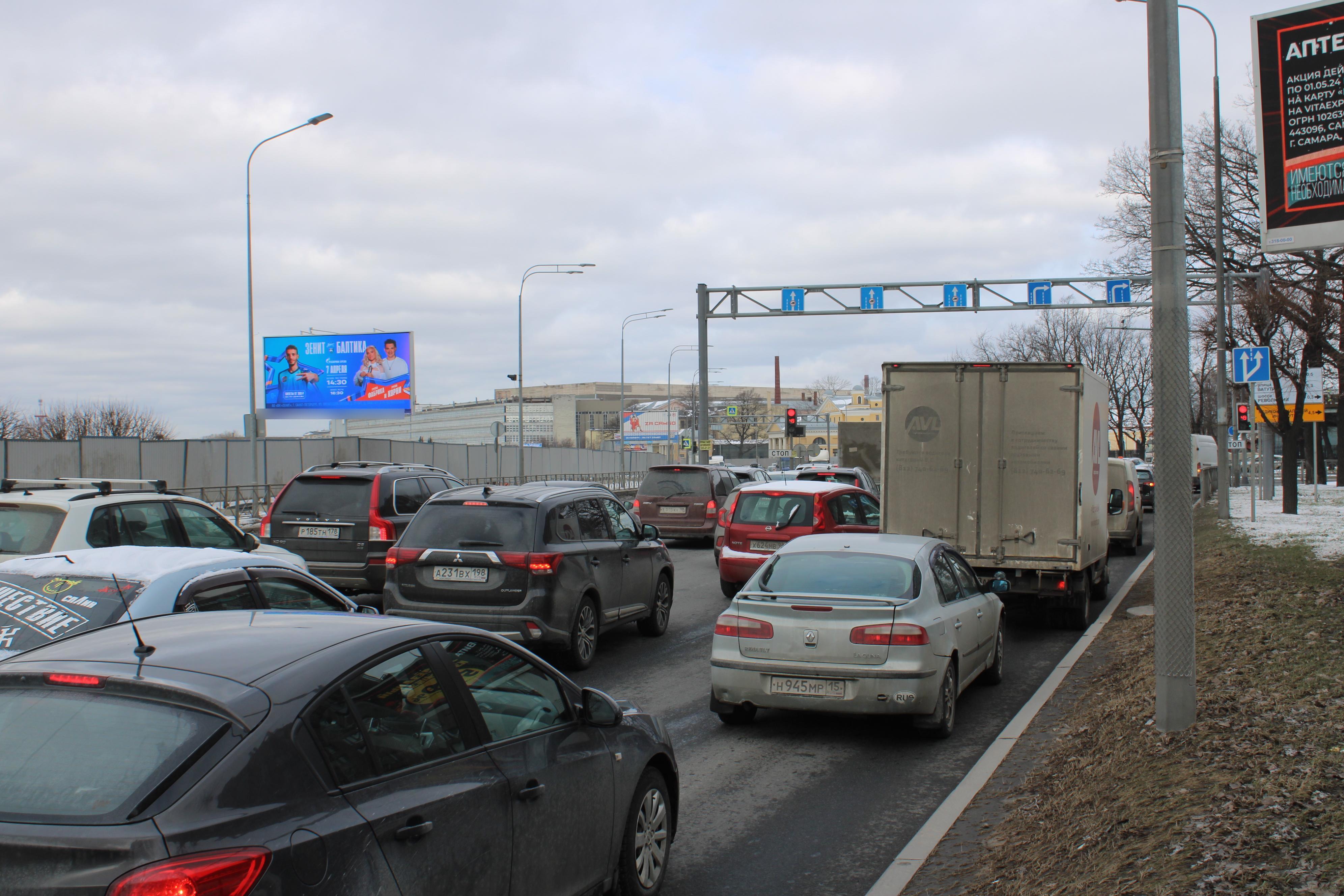 Фотография рекламного носителя, тип: Билборд 3x6, адрес: Свердловская наб., д.50 Х Пискаревский пр-т., Санкт-Петербург, Россия. Сторона Б1 №120863