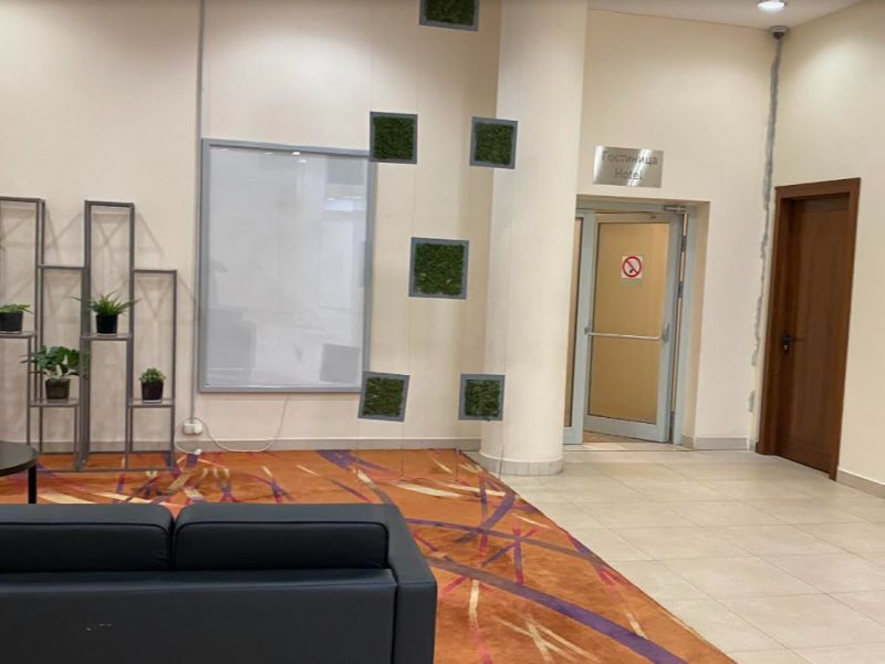 Фотография рекламного носителя, тип: Лайтбокс, адрес: Бизнес-центр «Монарх», Ленинградский пр-т., д.31а, стр.1, Москва, Россия. Сторона/вариант №1361659