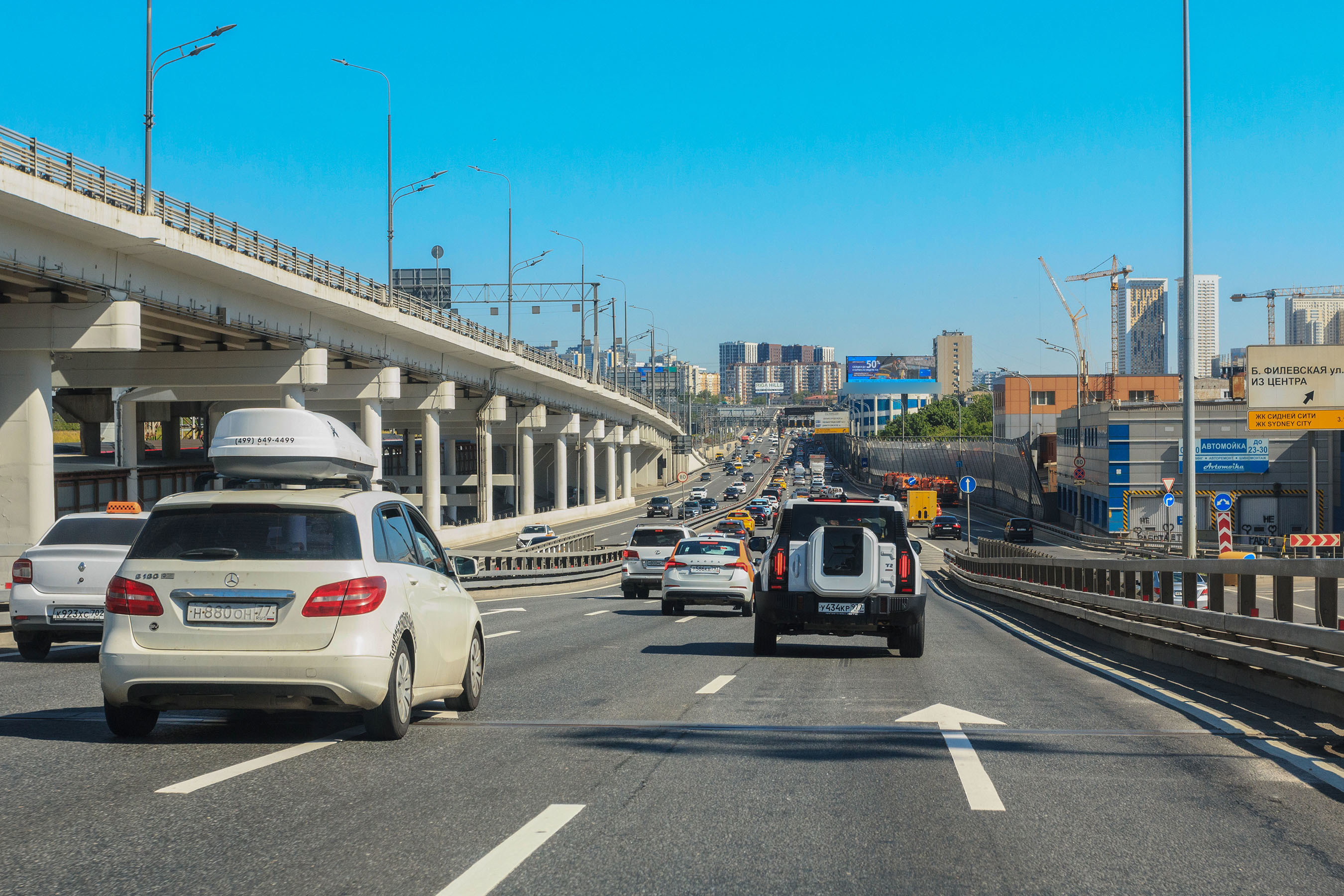 Фотография рекламного носителя, тип: Суперсайт 5x15, адрес: ТТК, Запад, 300м после Х Шмитовский пр-зд., Москва, Россия. Сторона А1 №126777