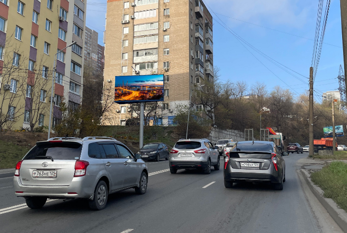 Фотография рекламного носителя, тип: Билборд 3x6, адрес: Луговая ул., д.39, Владивосток, Приморский край, Россия. Сторона Б1 №774826
