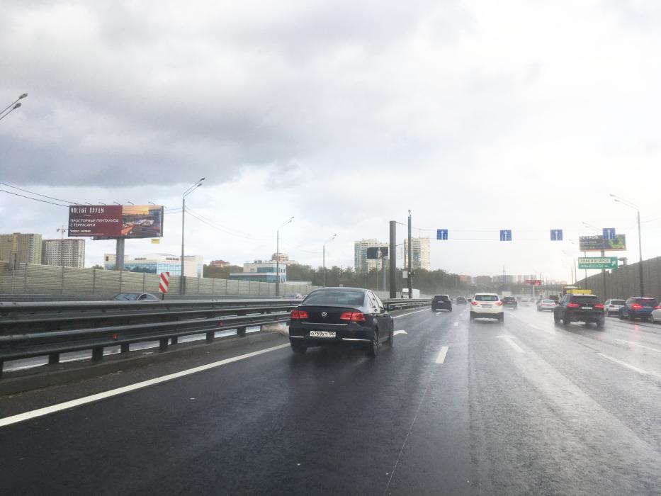 Фотография рекламного носителя, тип: Суперсайт 5x15, адрес: Новорижское ш., 21 450м, Красногорск, Московская область, Россия. Сторона Б №62174