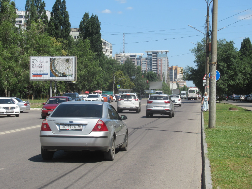 Фотография рекламного носителя, тип: Билборд 3x6, адрес: Лизюкова ул., 100м до пересечения с ул.60-й Армии, Воронеж, Воронежская область, Россия. Сторона Б1-Б3 №111888