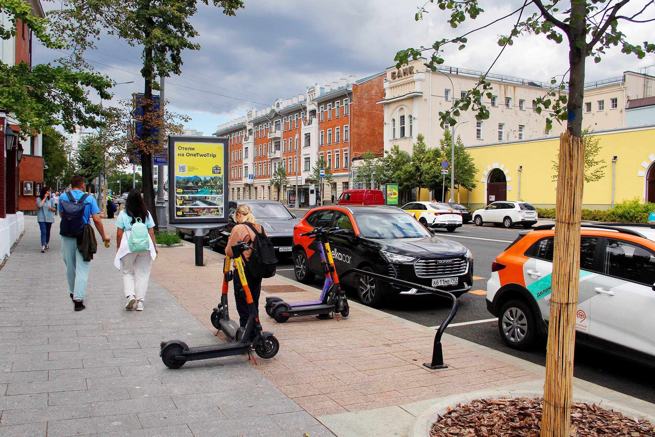 Фотография рекламного носителя, тип: Ситиформат 1.8x1.2, адрес: Каретный ряд ул., д.3с2, Москва, Россия. Сторона Б №507063