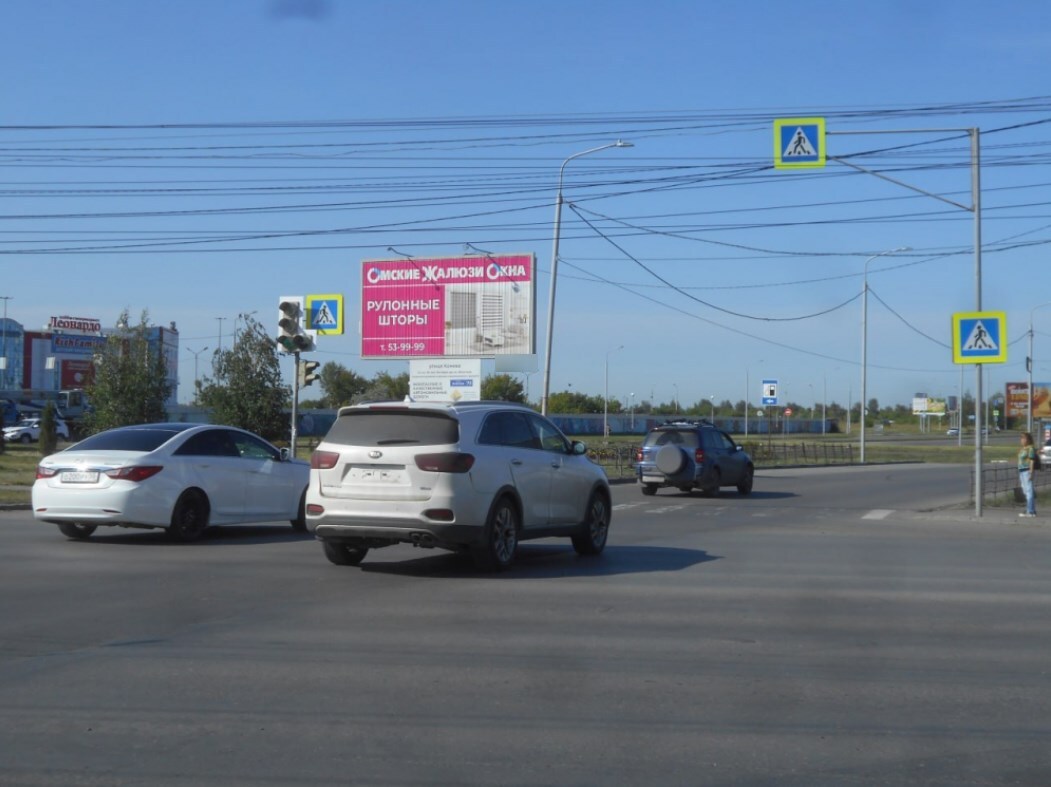 Фотография рекламного носителя, тип: Билборд 3x6, адрес: Конева ул., АЗС Лукойл, Омск, Омская область, Россия. Сторона А3 №1009775