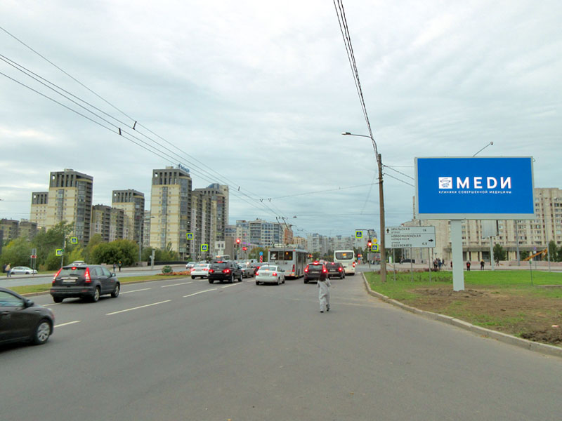 Фотография рекламного носителя, тип: Билборд 3x6, адрес: Кораблестроителей ул., д.23, корп.1 Х Новосмоленская наб., Санкт-Петербург, Россия. Сторона А1-A10 №164207