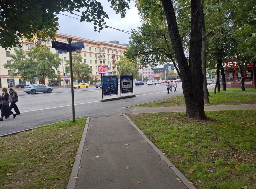 Фотография рекламного носителя, тип: Афиша 1.75x1.8, адрес: Бутырская ул., д.91, стенд 2, Москва, Россия. Сторона B №883228