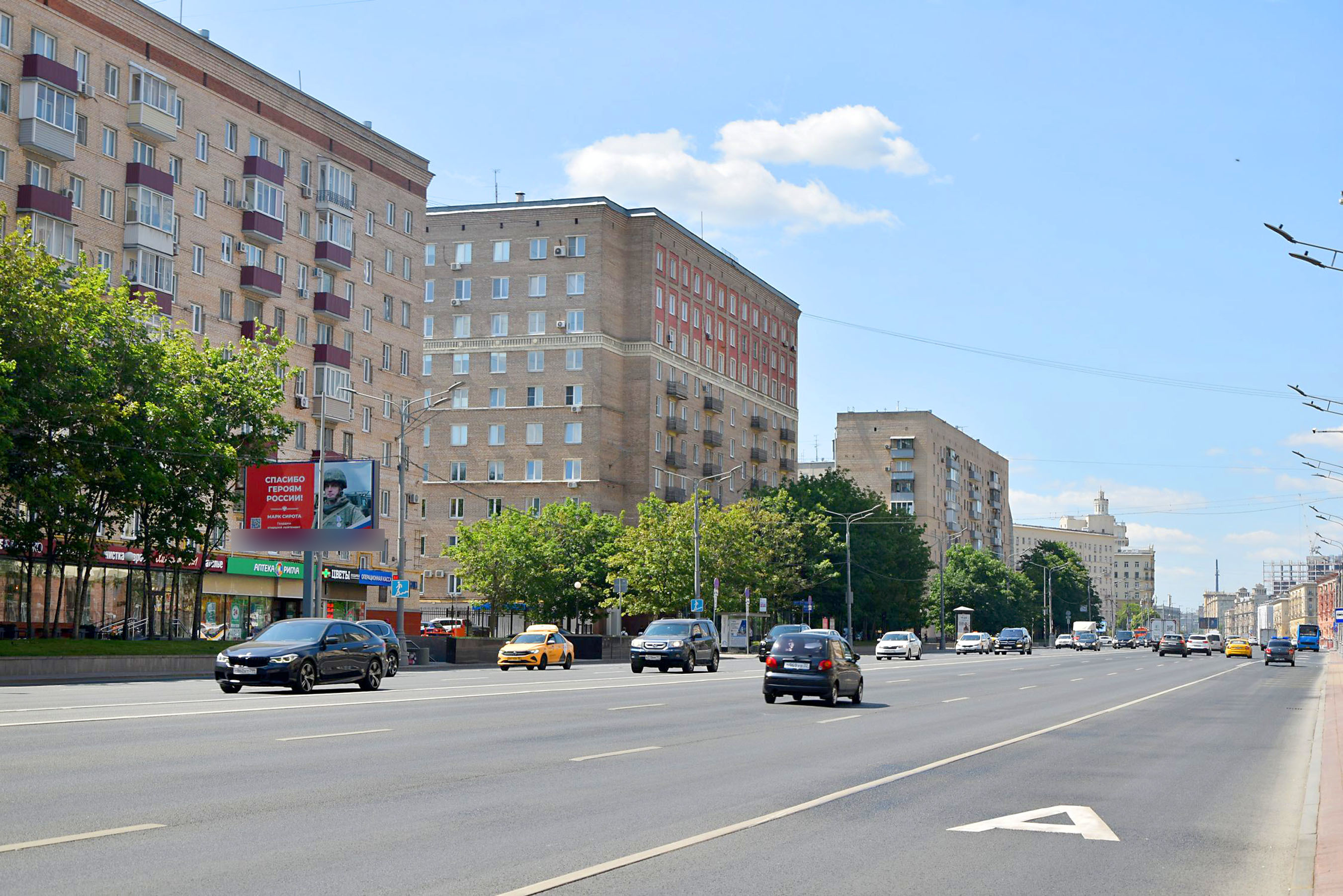 Фотография рекламного носителя, тип: Билборд 3x6, адрес: Кутузовский пр-т., д.9, корп.1, Москва, Россия. Сторона Б №101455