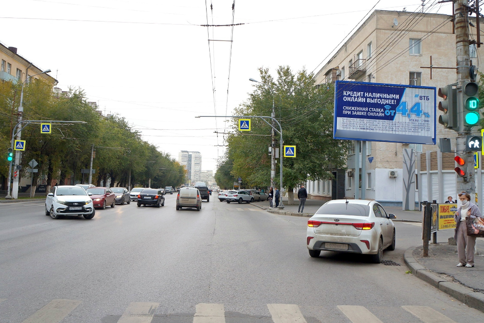 Фотография рекламного носителя, тип: Билборд 3x6, адрес: Рабоче-Крестьянская ул., д.9, Волгоград, Волгоградская область, Россия. Сторона А1-A3 №337516