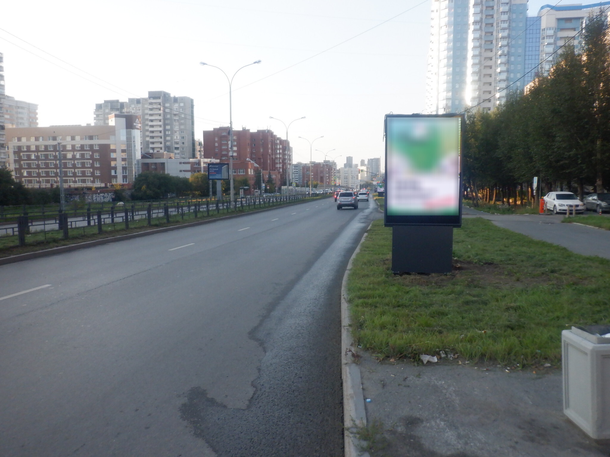 Фотография рекламного носителя, тип: Ситиформат 1.8x1.2, адрес: Московская ул., д.56 X Гурзуфская ул., Екатеринбург, Свердловская область, Россия. Сторона A1-А10 №1076047