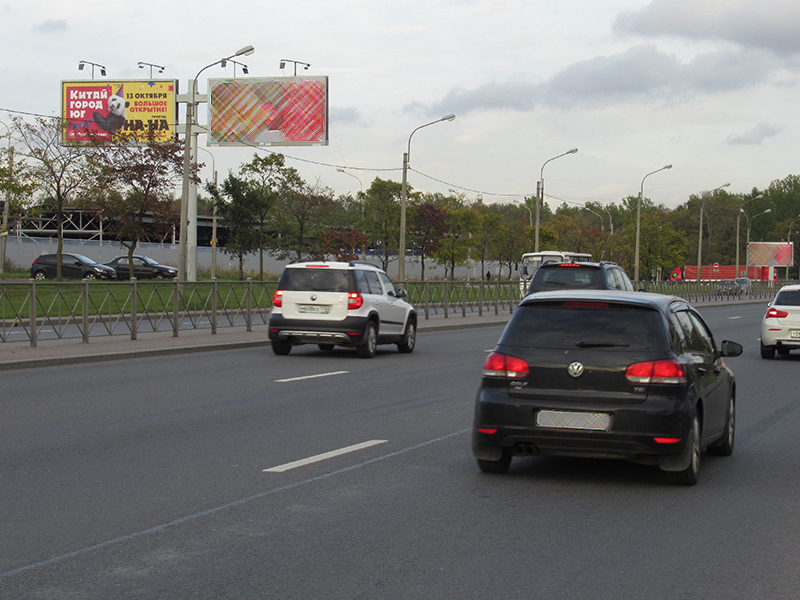 Фотография рекламного носителя, тип: Билборд 3x6, адрес: Дунайский пр-т., д.68 Х Софийская ул., Санкт-Петербург, Россия. Сторона В2 №165798