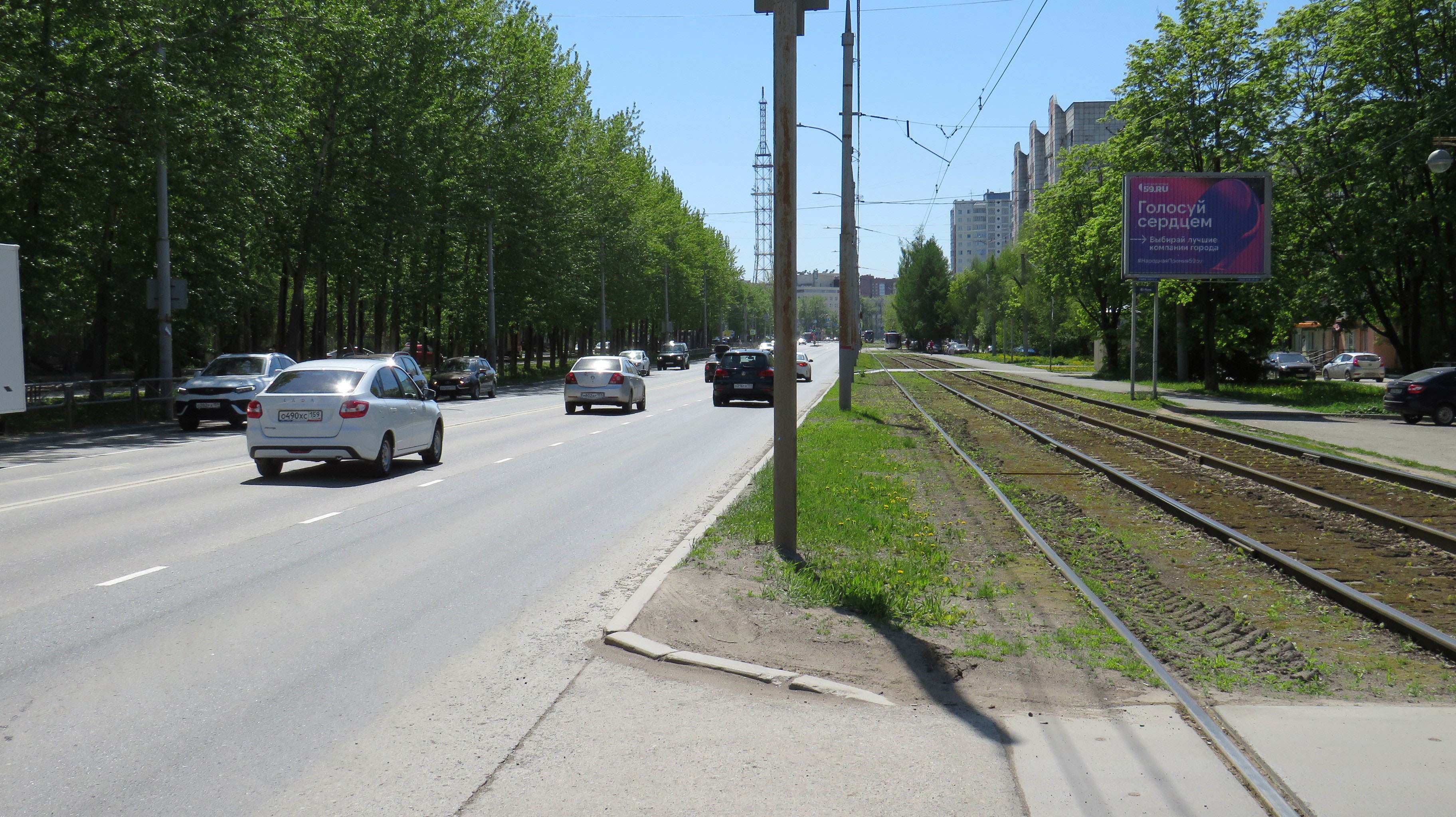 Фотография рекламного носителя, тип: Ситиборд 2.7x3.7, адрес: Гагарина б-р., д.60, Пермь, Пермский край, Россия. Сторона A1-A3 №492118
