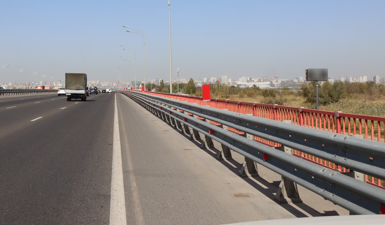 Фотография рекламного носителя, тип: Билборд 3x6, адрес: Южный подъезд, 3 750м, Батайск, Ростовская область, Россия. Сторона А №1332712