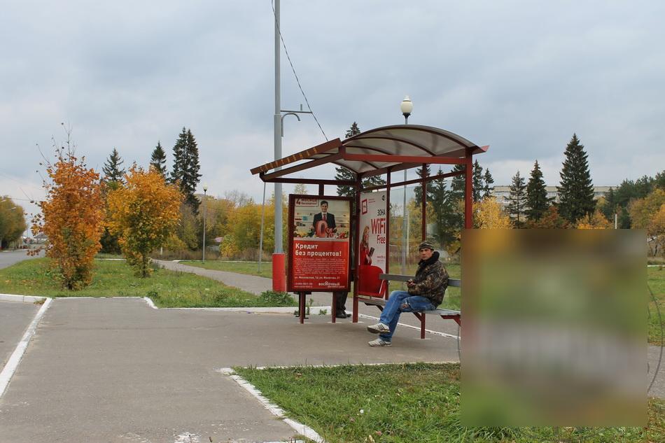 Фотография рекламного носителя, тип: Остановка 1.8x1.2, адрес: Куйбышева ул., ЛД "Кристалл", Муром, Владимирская область, Россия. Сторона А №1335827