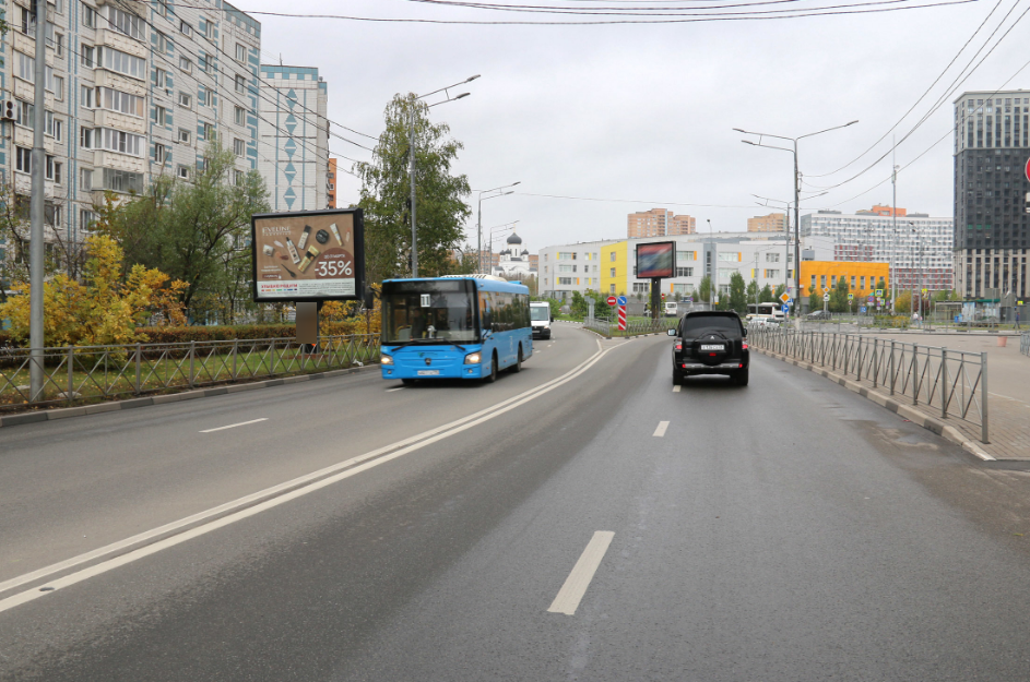 Фотография рекламного носителя, тип: Ситиборд 2.7x3.7, адрес: Новомытищинский пр-т., д.1, корп.1, Мытищи, Московская область, Россия. Сторона Б №818044