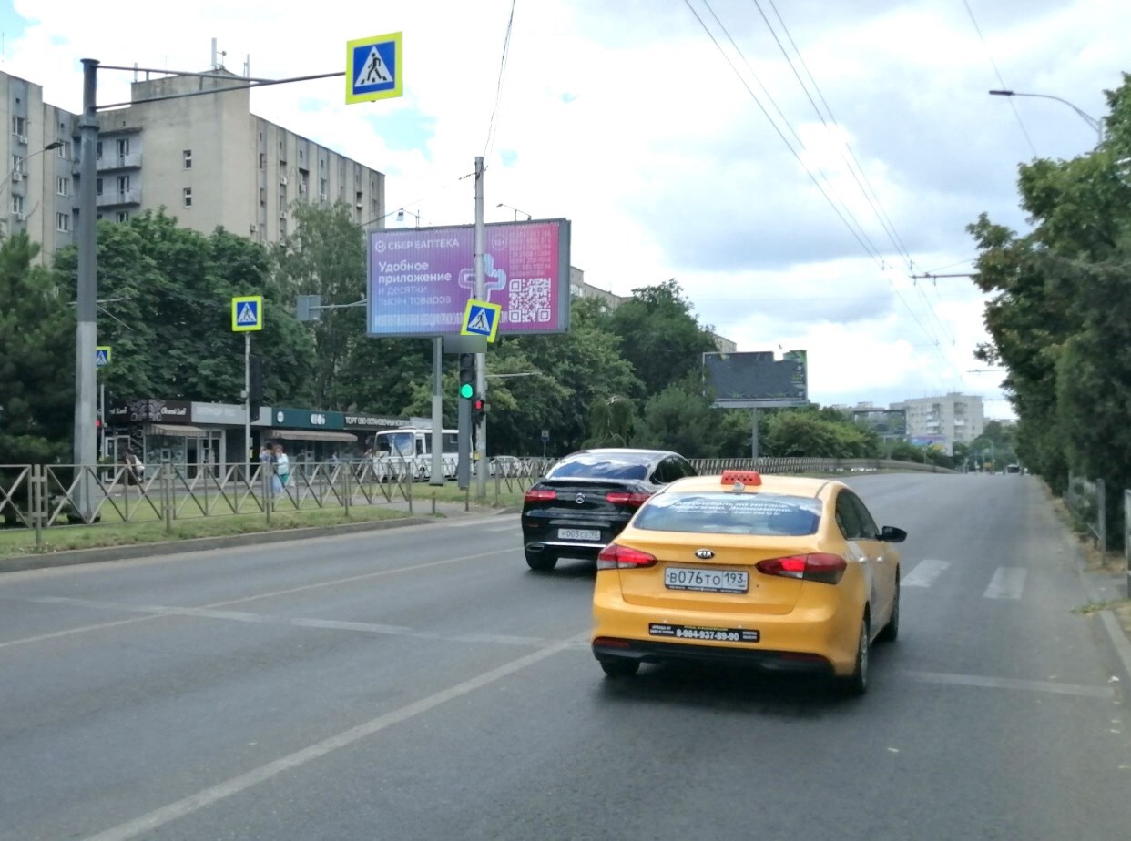 Фотография рекламного носителя, тип: Билборд 3x6, адрес: им. Тургенева ул., д.148, поз.2, Краснодар, Краснодарский край, Россия. Сторона А1-А3 №85143