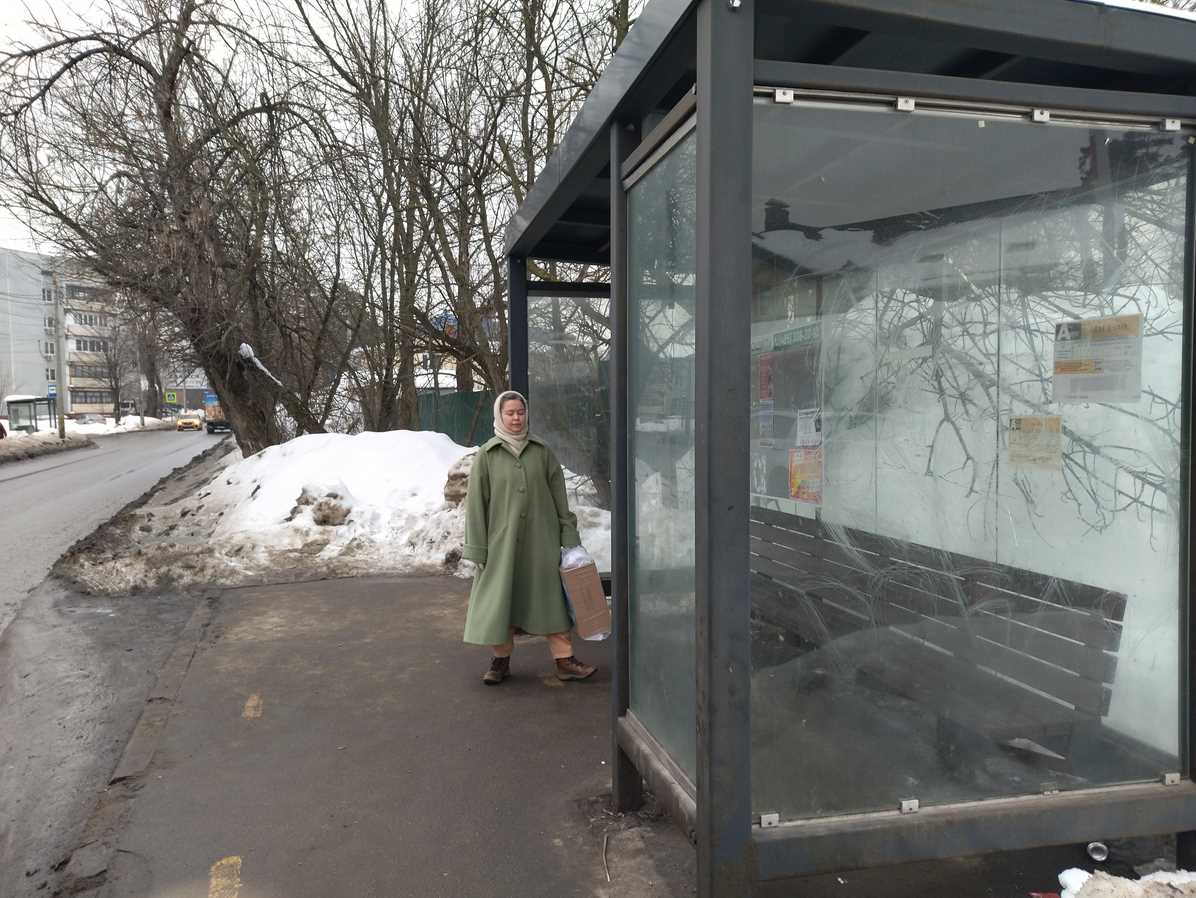 Фотография рекламного носителя, тип: Остановка 1.8x1.2, адрес: 2-й Футбольный пр-зд., д.4, "Магазин", Видное, Московская область, Россия. Сторона A №1381968