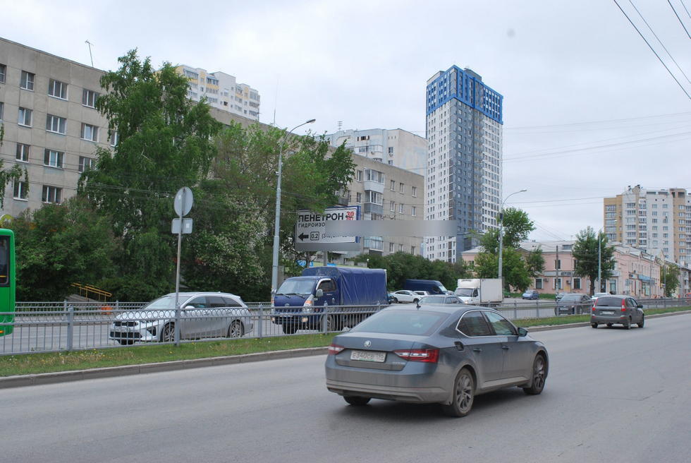 Фотография рекламного носителя, тип: Билборд 3x6, адрес: Щербакова ул., д.47 Х Гончарный пер., Екатеринбург, Свердловская область, Россия. Сторона Б №122763