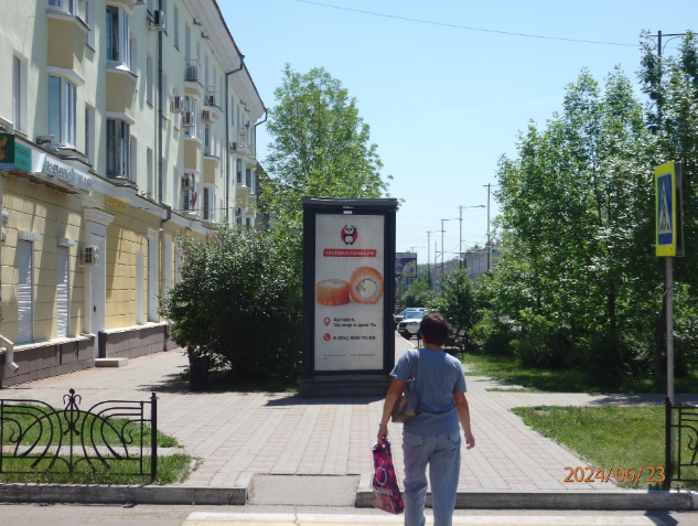 Фотография рекламного носителя, тип: Пиллар 3x1.4, адрес: Карла Маркса ул., Сбербанк, Ангарск, Иркутская область, Россия. Сторона Б №159090