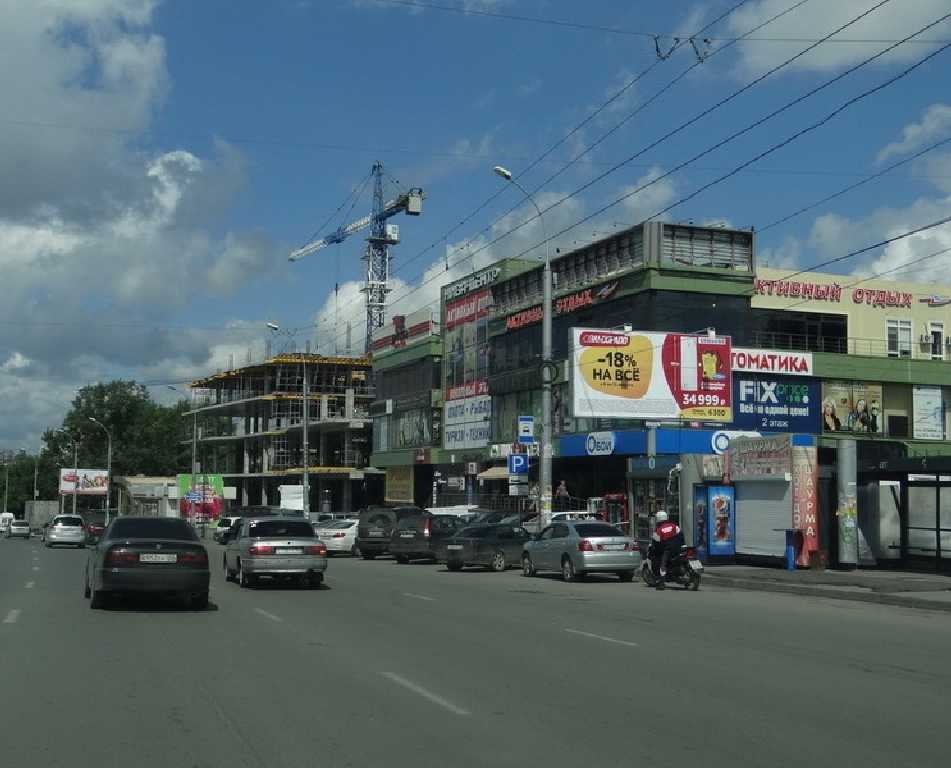 Фотография рекламного носителя, тип: Билборд 3x6, адрес: Кошурникова ул. Х Бориса Богаткова ул., д.239, Новосибирск, Новосибирская область, Россия. Сторона A №184129