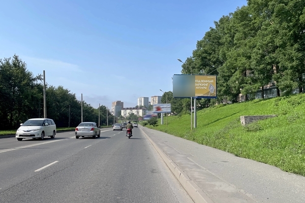 Фотография рекламного носителя, тип: Билборд 3x6, адрес: Луговая ул., д.69 Б, Владивосток, Приморский край, Россия. Сторона А №154026