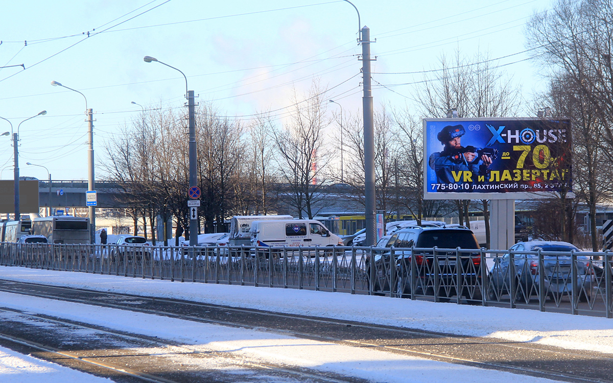 Фотография рекламного носителя, тип: Билборд 3x6, адрес: Савушкина ул., д.136, корп.2, Санкт-Петербург, Россия. Сторона A №171804