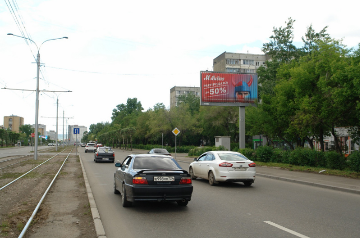 Фотография рекламного носителя, тип: Нестандартный билборд, адрес: Газеты Красноярский рабочий пр-т., д.161, Красноярск, Красноярский край, Россия. Сторона А1-A3 №155890