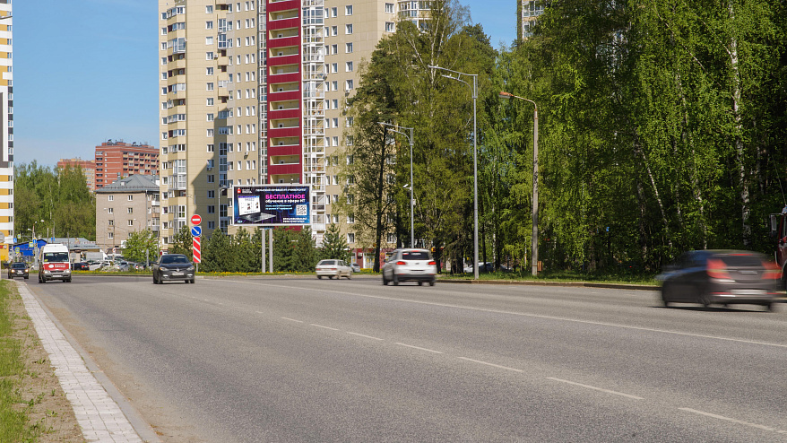 Фотография рекламного носителя, тип: Билборд 3x6, адрес: Адмирала Ушакова ул., Пермь, Пермский край, Россия. Сторона А1.1-A1.3 №745462