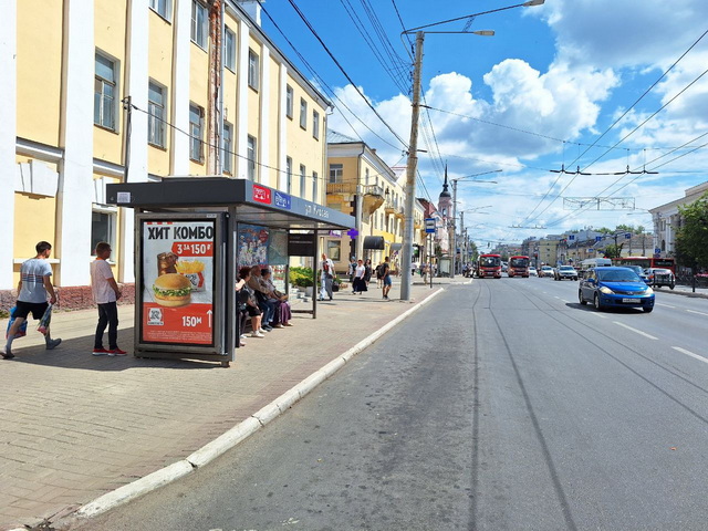Фотография рекламного носителя, тип: Остановка 1.8x1.2, адрес: Кирова ул., д.7/47, Калуга, Калужская область, Россия. Сторона В1-B5 №621617