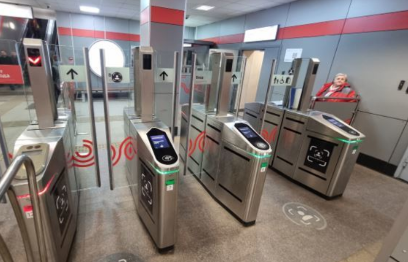 Фотография рекламного носителя, тип: Другой индор-формат, адрес: Станция метро «Новохохловская», линия Московское Центральное Кольцо, Москва, Россия. Сторона/вариант А №1326694