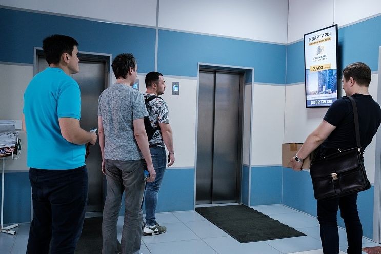 Фотография рекламного носителя, тип: Видеоэкран, адрес: Бизнес-центр «Интерно», Родионова ул., д.192/1, Нижний Новгород, Нижегородская область, Россия. Сторона/вариант №975282