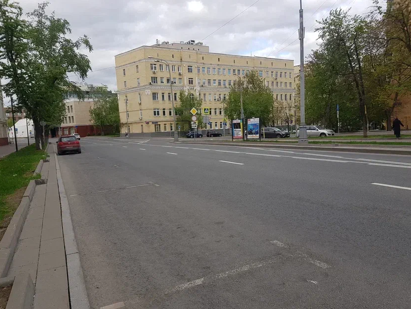 Фотография рекламного носителя, тип: Афиша 1.75x1.8, адрес: Павловская ул., д.21 Х Подольского ш., стенд 1, Москва, Россия. Сторона A №865891