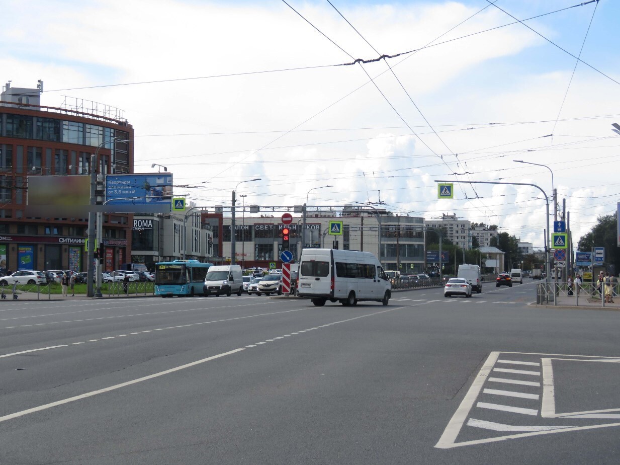 Фотография рекламного носителя, тип: Билборд 3x6, адрес: Заневский пр-т. Х Энергетиков пр-т., Санкт-Петербург, Россия. Сторона Б2 №520037