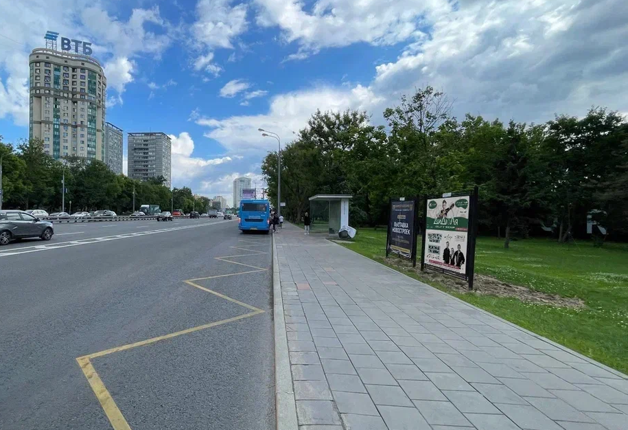 Фотография рекламного носителя, тип: Афиша 1.75x1.8, адрес: Ленинградское ш., д.67, стенд 2, Москва, Россия. Сторона A №821719