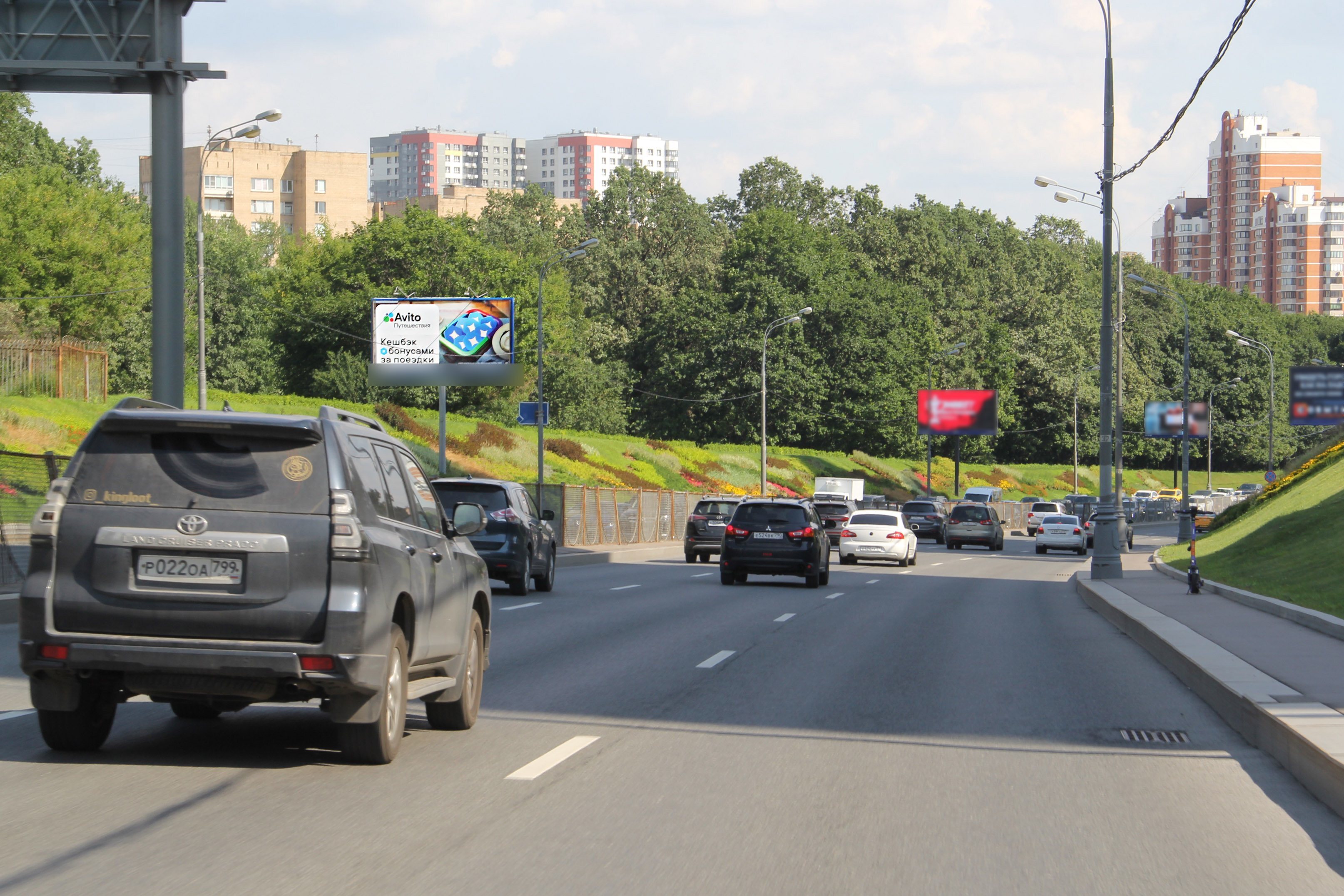 Фотография рекламного носителя, тип: Билборд 3x6, адрес: Рублевское ш., 400м после съезда на М. Филевская ул., Москва, Россия. Сторона Б №605107