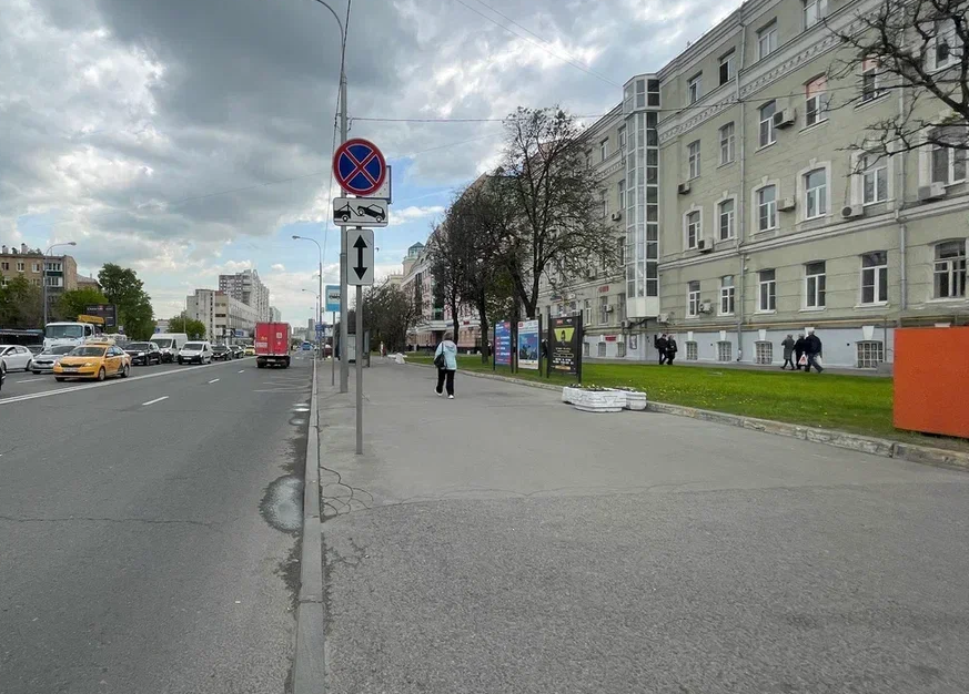 Фотография рекламного носителя, тип: Афиша 1.75x1.8, адрес: Марксистская ул., д.14, стенд 2, Москва, Россия. Сторона А №886969