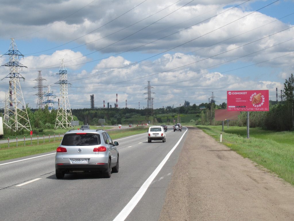 Фотография рекламного носителя, тип: Билборд 3x6, адрес: Московское ш., 249 800м, Ярославль, Ярославская область, Россия. Сторона А №110549