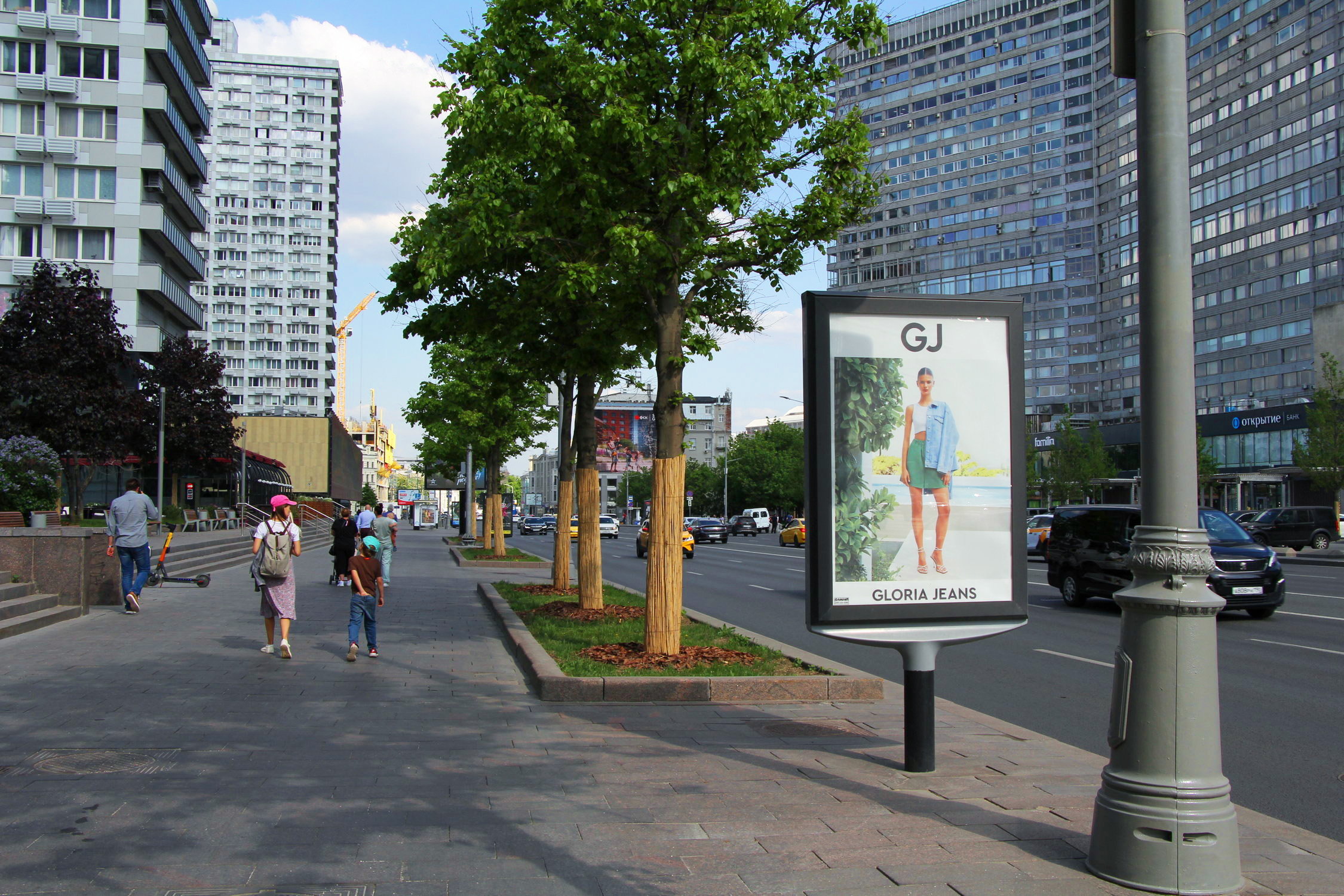 Фотография рекламного носителя, тип: Ситиформат 1.8x1.2, адрес: Арбат Новый ул., д.12, Москва, Россия. Сторона Б №467988