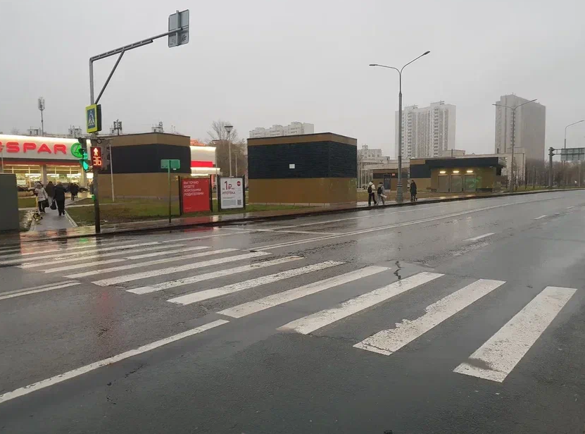 Фотография рекламного носителя, тип: Афиша 1.75x1.8, адрес: Ферганская ул., д.19, стенд 1, Москва, Россия. Сторона A №866572