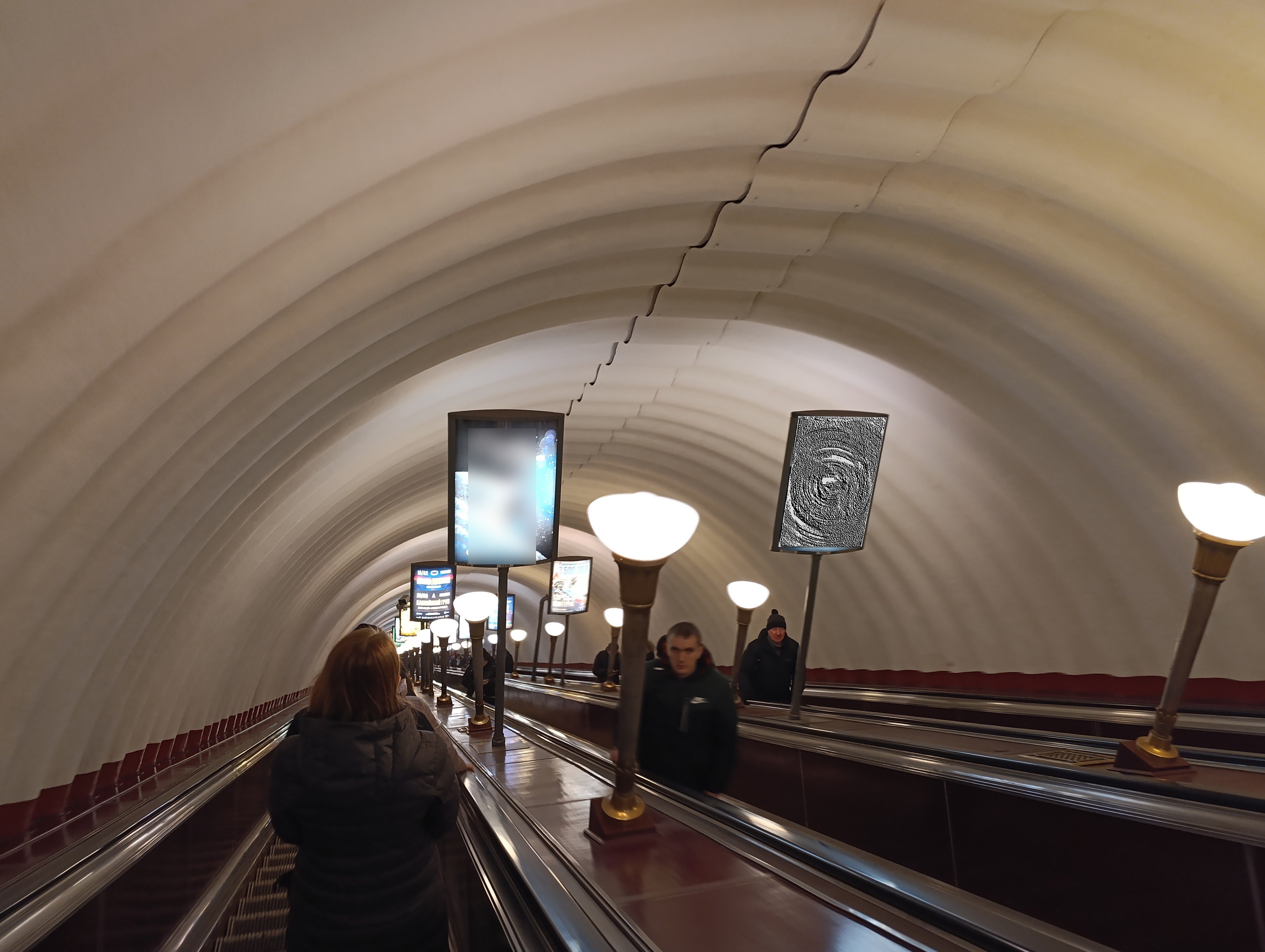 Фотография рекламного носителя, тип: Лайтбокс, адрес: Станция метро «Сенная площадь», линия Московско-Петроградская, Санкт-Петербург, Россия. Сторона/вариант Б №1606260