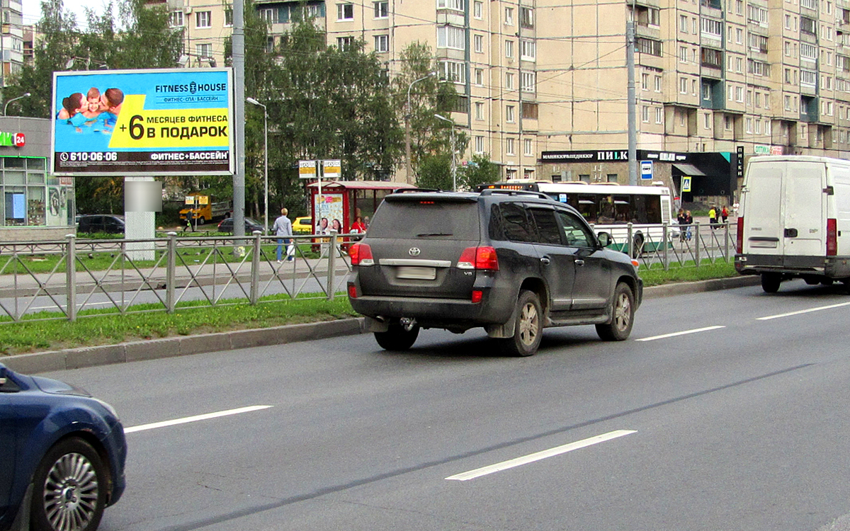 Фотография рекламного носителя, тип: Билборд 3x6, адрес: Косыгина пр-т. Х Осипенко ул., д.2, Санкт-Петербург, Россия. Сторона B №171195