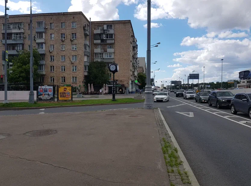 Фотография рекламного носителя, тип: Афиша 1.75x1.8, адрес: Ленинградский пр-т., д.33, корп.2, стенд 2, Москва, Россия. Сторона А №618463