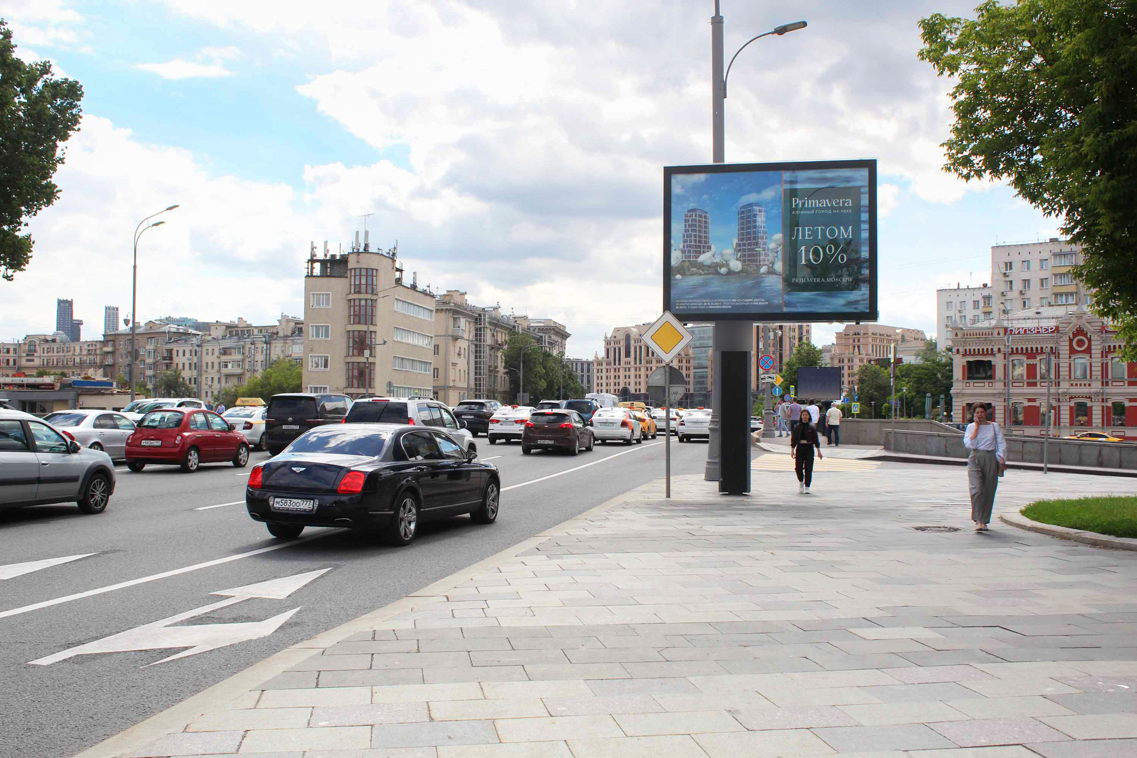 Фотография рекламного носителя, тип: Ситиборд 2.7x3.7, адрес: Нижняя Краснохолмская ул. Х Садовническая набережная, Москва, Россия. Сторона A1-A5 №769912