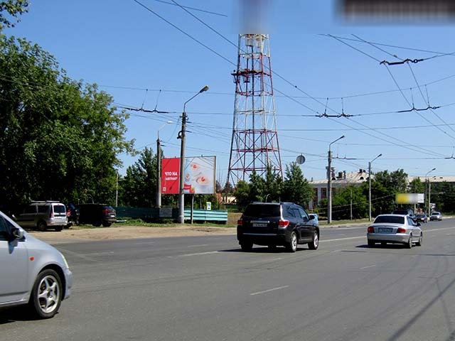 Фотография рекламного носителя, тип: Билборд 3x6, адрес: Мира пр-т., д.4 Х Заозерная ул., Омск, Омская область, Россия. Сторона Б №197422
