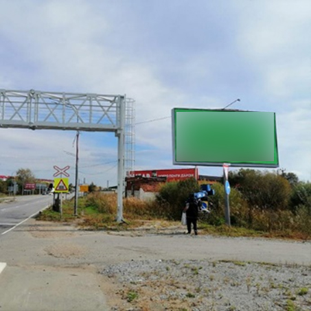 Фотография рекламного носителя, тип: Билборд 3x6, адрес: Чернореченское ш. X Комсомольское ш., Хабаровск, Хабаровский край, Россия. Сторона А №1395429