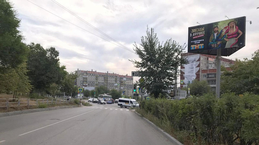 Фотография рекламного носителя, тип: Билборд 3x6, адрес: 8 Марта ул. Х Уральская ул., Миасс, Челябинская область, Россия. Сторона C №200571